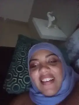 Samii_halem - 2 fingers in the vagina