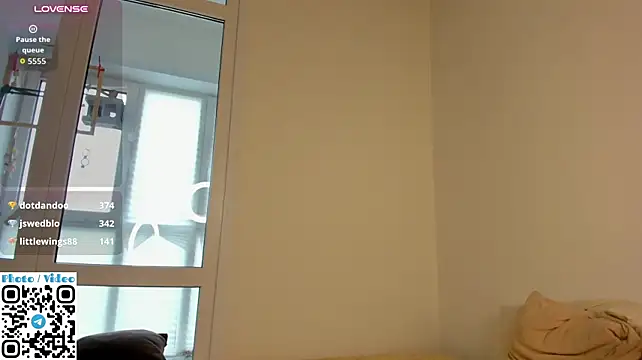 Helen__spark__ - spread my pussy and finger myself
