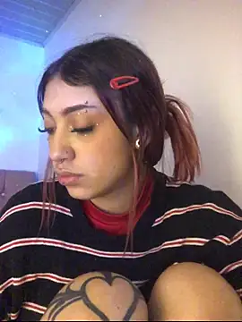 Violet_Monroe_ - Camaltoe
