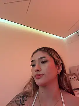 Ariannaa_1 - Ride a plushie + clit rub 🥵😈
