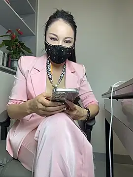 TopAlice566 - 无内摇屁屁💕