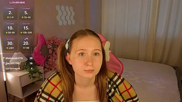 LiliTiny - tease small sexy tits 🎀