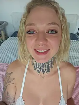 Valery_Venom - Tittenfick am Dildo