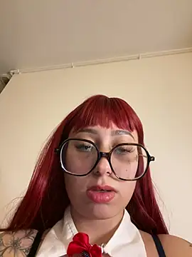 Queenlo_xxx - gagne 2 vidéos très HARD🔥