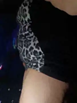 LunaDiaz999 - Explicit show in the bathroom