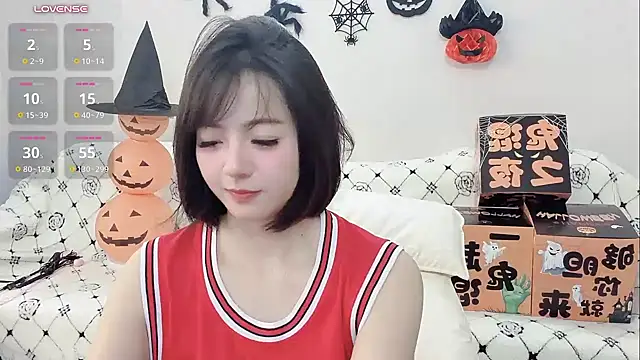 Lucy-8