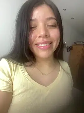 DulceAngelica - Colita en 4