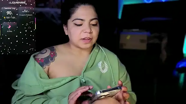 Kimmiakiss22 - Make Me Wet