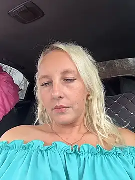 MerlinDave - Finger pussy/naked ✌️🤫🤤