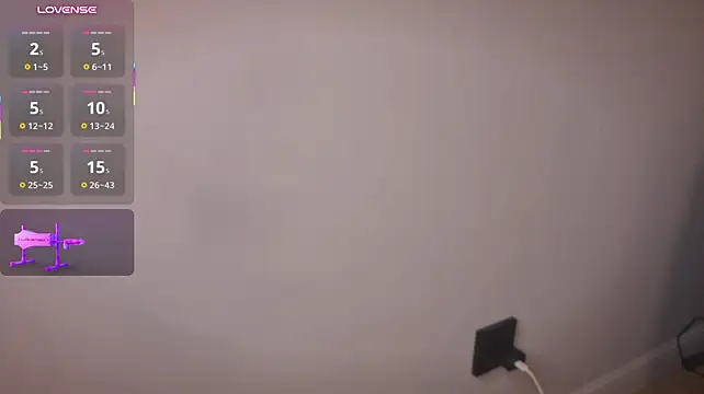 Tiny_Emmy