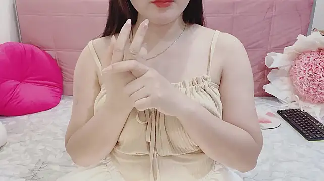 Funikio - help me cum and squirt show