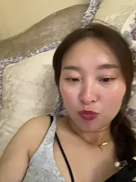 Lianer_520 - 感谢哥哥们对莲儿的支持