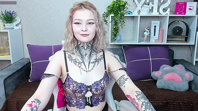 KailaAdams - dildo in pussy