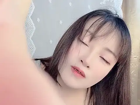 Lvan1 - 第一天开播，请支持亿万🌸
