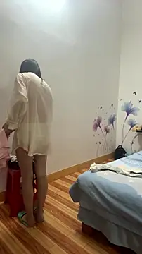 Caihong- - 支持小樱桃买化妆品变美，全裸2分钟