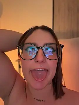 Megan_lu2 - open ass