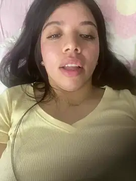 DulceAngelica - Colita en 4