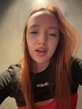 LisaCatt - play with pussy and lick fingers
