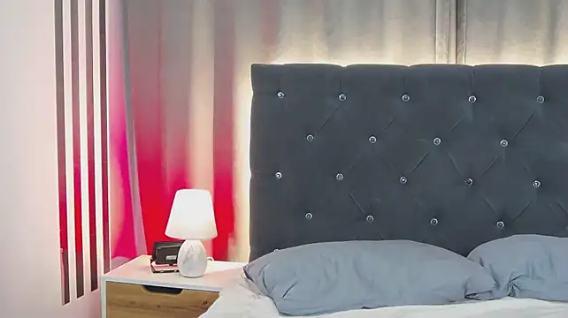 VikkyVonn - 1 TK=1 SLAP ASS:ass::fire: