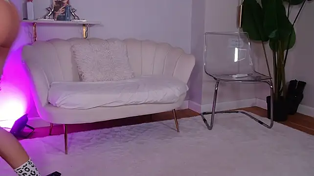 EvaAmantti - touch every inch of my body..tease it