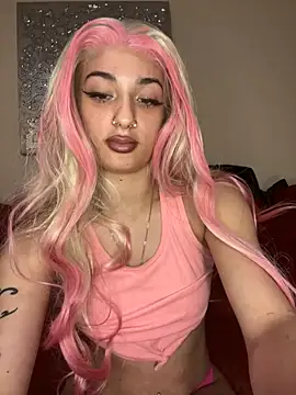 Heluvsbabii - striptease