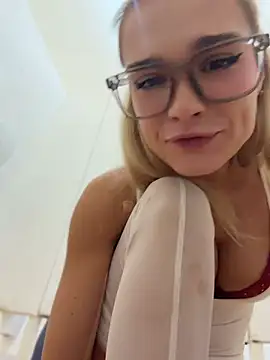 Nicoleevien - Ahegao Drool on Naked Boobs🙈LT=video🎁