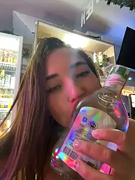 HollyAngel2 - Tocar su pene