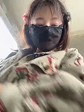 Bingbing6699 - 路边脱内衣性感揉胸