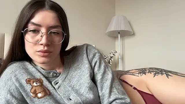 Ester_Hill - Ride on pillow