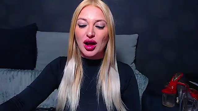 GodessJulia - Spoil me with my fav 111/222/333