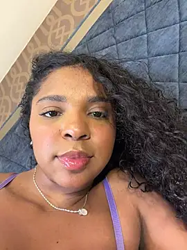 LisaMendez - look boobs and oil
