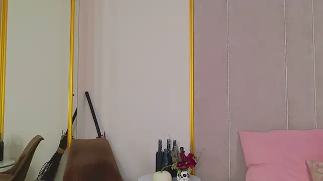 Lili_Lohan - toy control 3 minutes