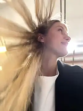 Olivia_Jemison - Shake boobs + slap them in PUBLIC