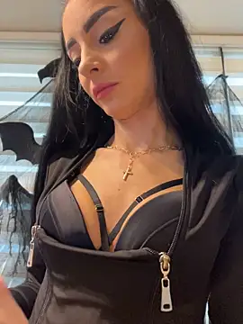 FeetVibe - Pick My Next Feet Pose 😏