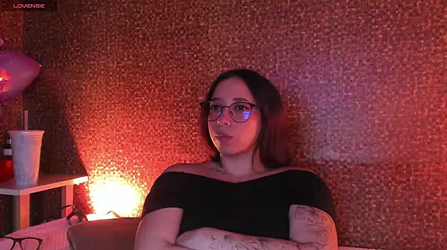 Apartment28 - 💦CUMMMM on her pretty face or mouth💦
