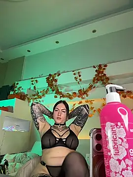 Tattitude_ - Topless 10 minutes