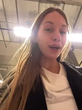 Olivia_Jemison - Make my ass RED in STORE