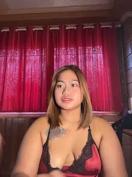 Vien_pussy69 - UNDRESS ME