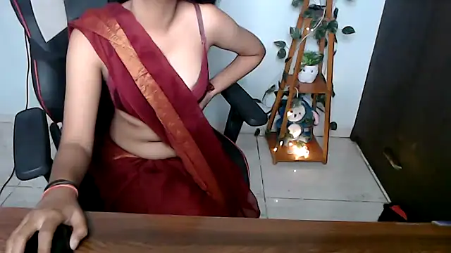 Sexynaina3 - play with boobs ......