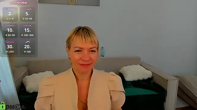 Ann_Annise - Spank my ass in Doga position 10 times