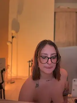 Megan_lu2 - open ass