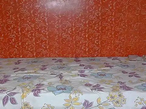 Hot-siyaa - pussy chocolate and oil massage