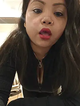 Hot_shott - Oiling Boobies