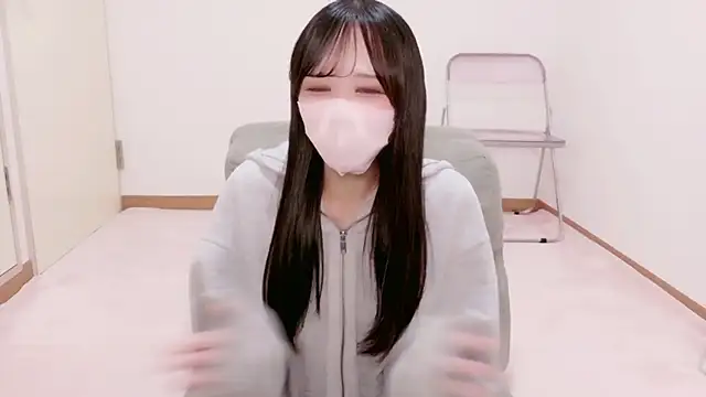 Hiyori-chan - したぽい↪︎M字ポーズで3分待機😏足ぷるした回数×10秒パンツずらし👿