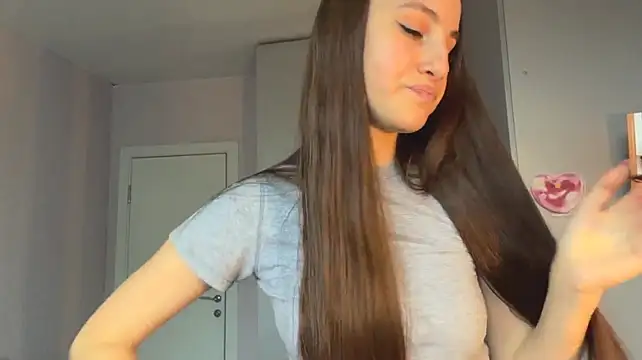 IngaNimon - Lift up my top and show my bra