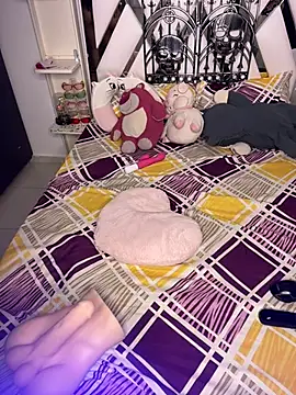 Valentina_fire1 - masturbate my pussy doggy-style