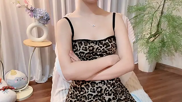 Hellensweetie - buy new outfits <3