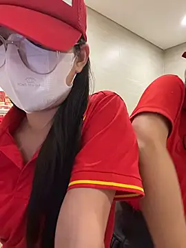 Sneaky_Cumshoot