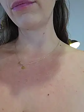 Ellaxxstar - Get naked