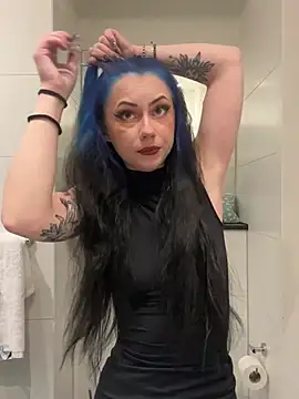 Sami_zone - Last tip wins 2 naked pics